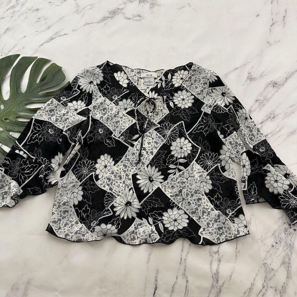 AGB Womens Vintage Y2k Bell Sleeve Top Size XL White Black Floral Sheer Boho